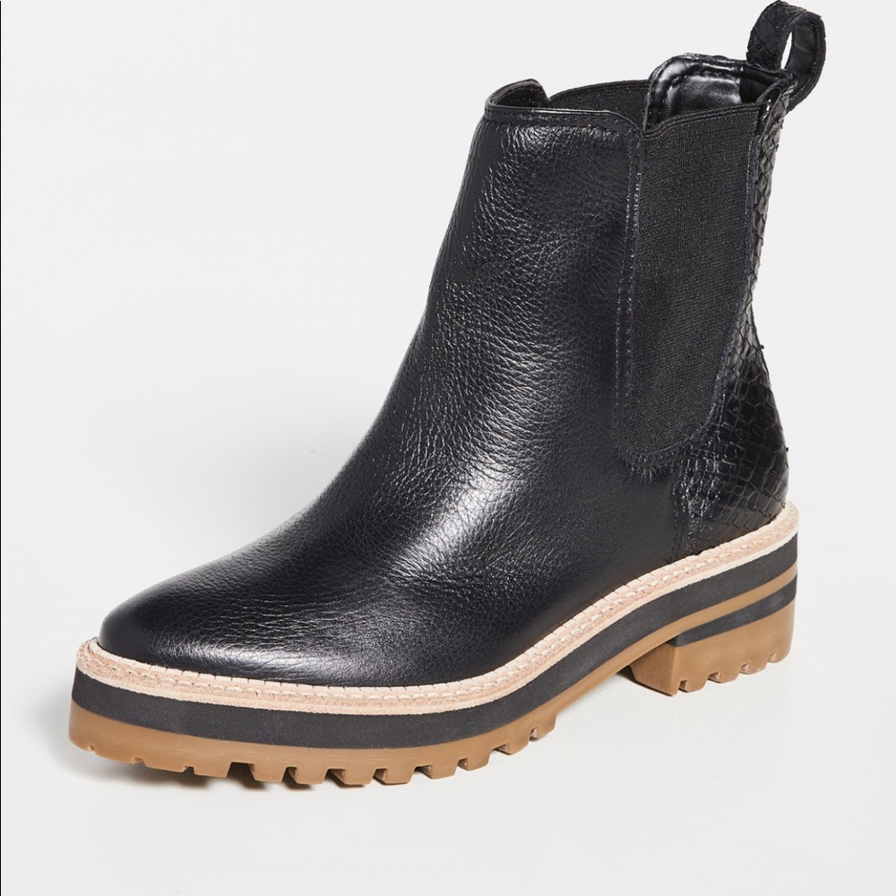 NWT Black Chelsea Booties